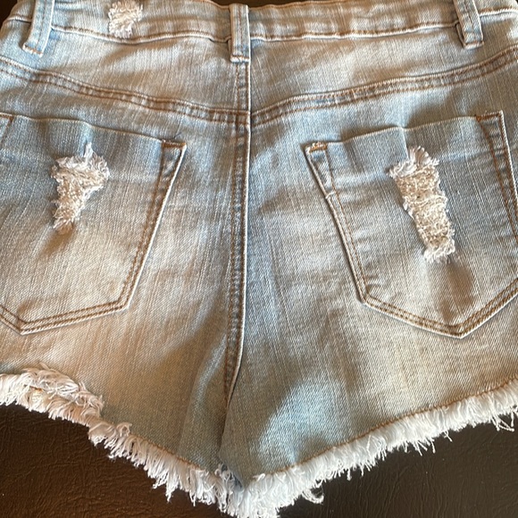 Chi Ole American Flag Stars & Stripes Distressed Denim Jean Shorts - Size Small - Picture 5 of 10